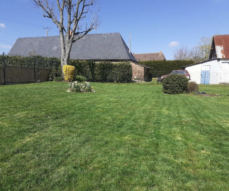 Tonte de pelouse chez un particulier sur terre de Caux (76) bénéficiant du service à La personne